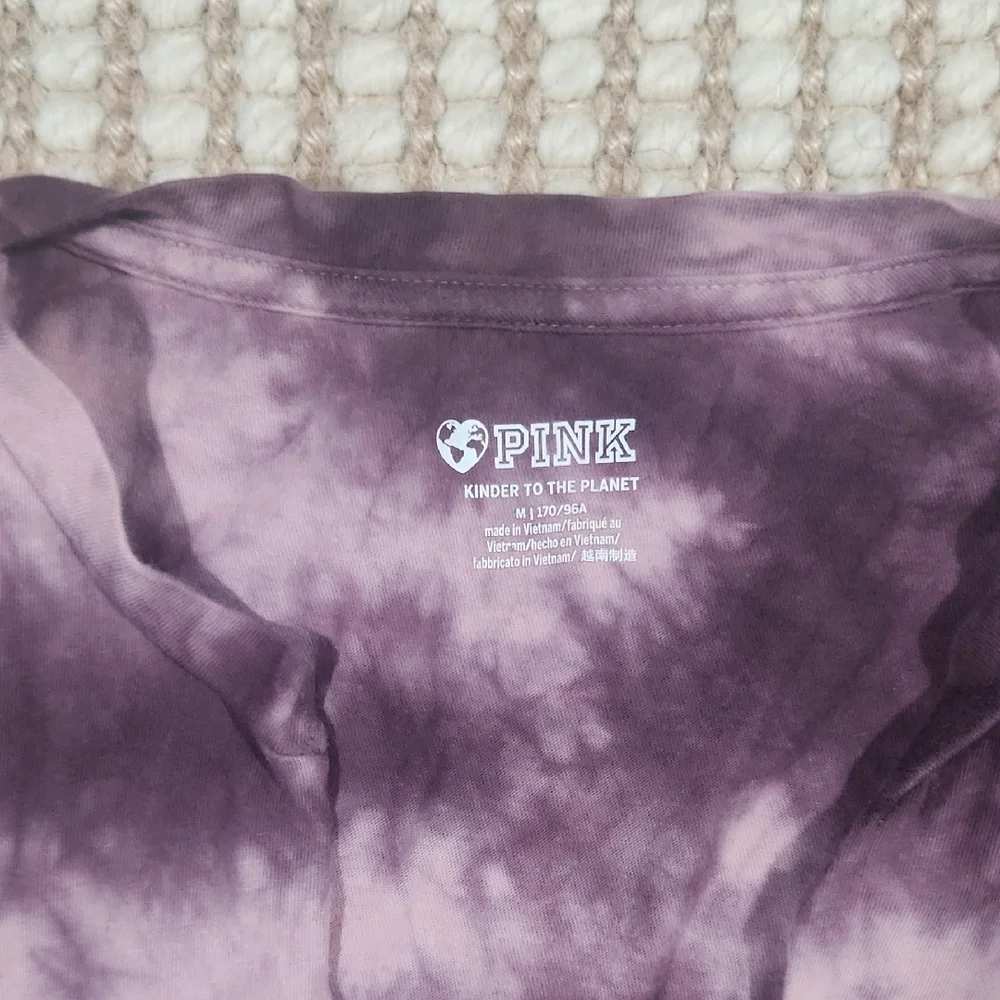 PINK Victoria's Secret Purple Tie-Dye Short Sleeve Notch Neck Tee - Picture 2 of 7